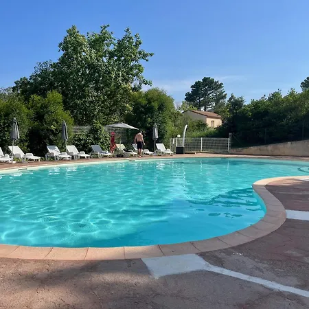 Mini-villa Lisa 30 Avec Piscine Acces A Pied *