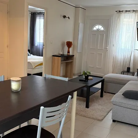 Hébergement de vacances Mini-villa Lisa 30 Avec Piscine Acces A Pied Sari-Solenzara